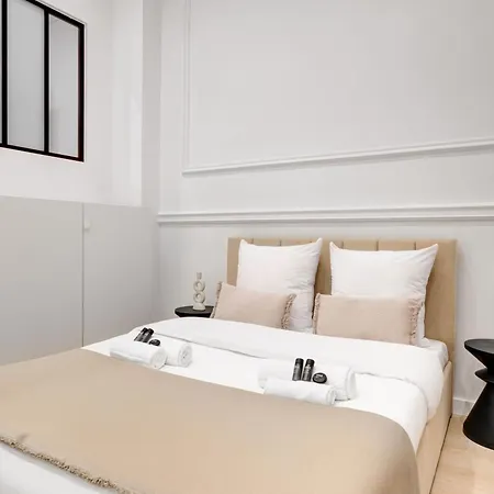 Duplex De Luxe Avec Billard Et Baignoire Apartment *